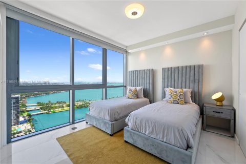 Condo in Miami, Florida, 3 bedrooms  № 1753008 - photo 22