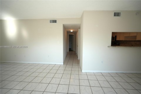 Купить кондоминиум в Корал-Гейблс, Флорида 2 спальни, 95.13м2, № 2045511 - фото 8