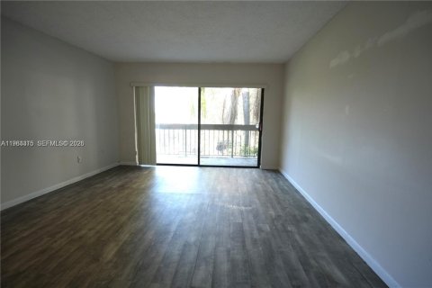 Купить кондоминиум в Корал-Гейблс, Флорида 2 спальни, 95.13м2, № 2045511 - фото 11