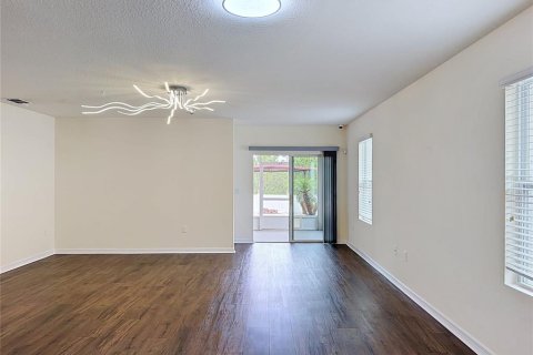 Villa ou maison à vendre à Davenport, Floride: 3 chambres, 164.44 m2 № 2280397 - photo 4