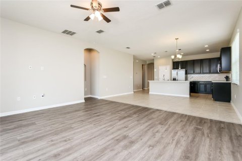 Casa en alquiler en Davenport, Florida, 3 dormitorios, 185.43 m2 № 1902821 - foto 5