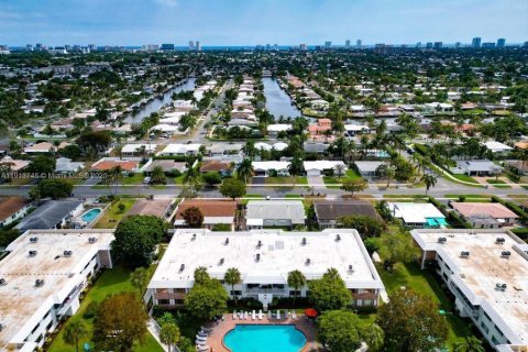 Condo in Pompano Beach, Florida, 2 bedrooms  № 1968476 - photo 27