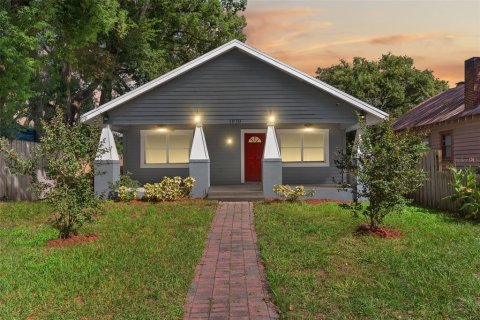 House in Bartow, Florida 3 bedrooms, 150.5 sq.m. № 2150483