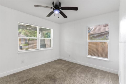 House in Bartow, Florida 3 bedrooms, 150.5 sq.m. № 2150483 - photo 20