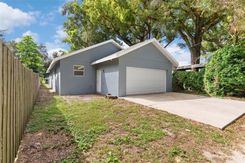House in Bartow, Florida 3 bedrooms, 150.5 sq.m. № 2150483 - photo 28