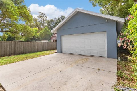 House in Bartow, Florida 3 bedrooms, 150.5 sq.m. № 2150483 - photo 27