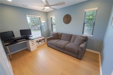 Casa en alquiler en Tampa, Florida, 4 dormitorios, 215.07 m2 № 1909338 - foto 21