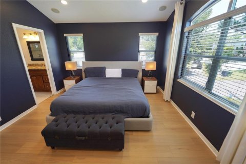 Casa en alquiler en Tampa, Florida, 4 dormitorios, 215.07 m2 № 1909338 - foto 13