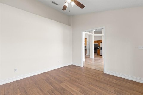 Casa en venta en Wesley Chapel, Florida, 3 dormitorios, 125.42 m2 № 1886312 - foto 18