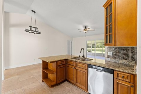 Casa en venta en Wesley Chapel, Florida, 3 dormitorios, 125.42 m2 № 1886312 - foto 9