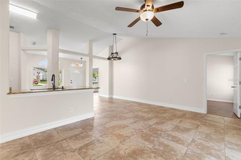 Casa en venta en Wesley Chapel, Florida, 3 dormitorios, 125.42 m2 № 1886312 - foto 12