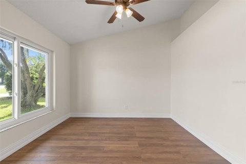 Casa en venta en Wesley Chapel, Florida, 3 dormitorios, 125.42 m2 № 1886312 - foto 17