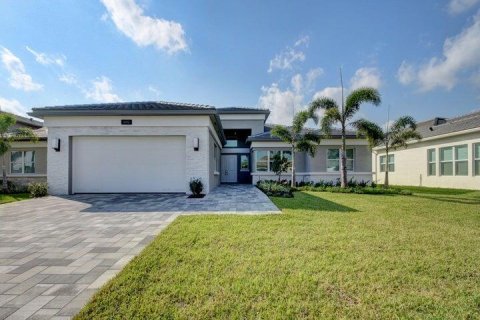 Villa ou maison à louer à Boynton Beach, Floride: 4 chambres, 295.62 m2 № 2246540 - photo 2