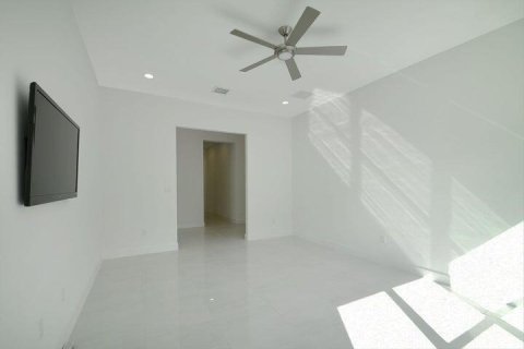 Villa ou maison à louer à Boynton Beach, Floride: 4 chambres, 295.62 m2 № 2246540 - photo 27
