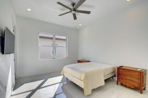 Villa ou maison à louer à Boynton Beach, Floride: 4 chambres, 295.62 m2 № 2246540 - photo 29