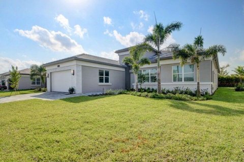Villa ou maison à louer à Boynton Beach, Floride: 4 chambres, 295.62 m2 № 2246540 - photo 3