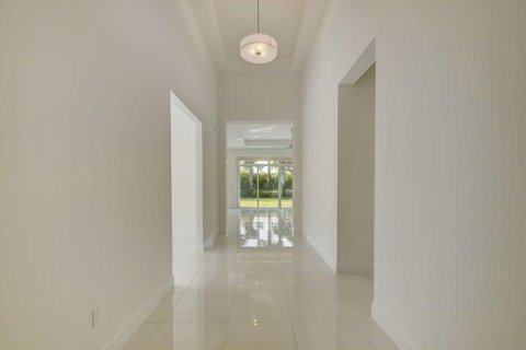 Villa ou maison à louer à Boynton Beach, Floride: 4 chambres, 295.62 m2 № 2246540 - photo 5