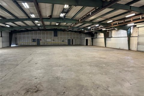 Propiedad comercial en venta en Summerfield, Florida, 2060.11 m2 № 1361941 - foto 8