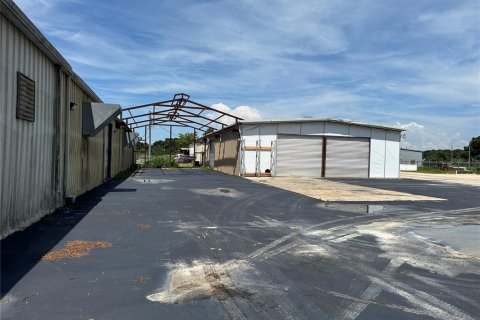 Propiedad comercial en venta en Summerfield, Florida, 2060.11 m2 № 1361941 - foto 11