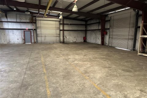 Propiedad comercial en venta en Summerfield, Florida, 2060.11 m2 № 1361941 - foto 9