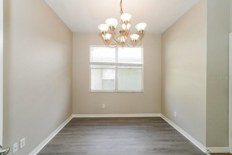 House in Land O' Lakes, Florida 4 bedrooms, 180.69 sq.m. № 1868888 - photo 5