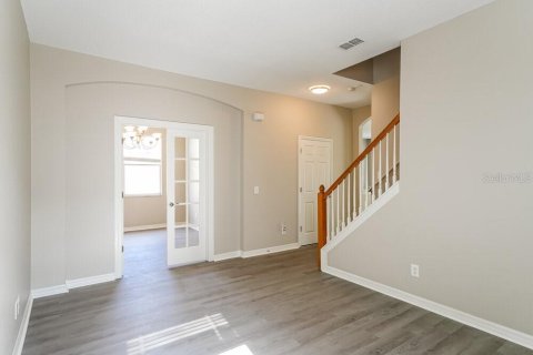 House in Land O' Lakes, Florida 4 bedrooms, 180.69 sq.m. № 1868888 - photo 4