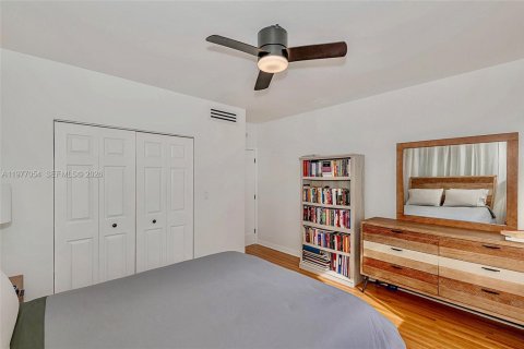 Villa ou maison à vendre à Miami Shores, Floride: 4 chambres, 196.21 m2 № 2040850 - photo 17