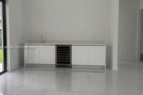 Купить виллу или дом в Уэстон, Флорида 6 спален, 498.7м2, № 2153136 - фото 27