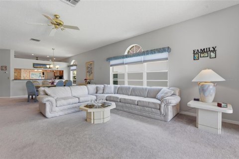 House in Tarpon Springs, Florida 3 bedrooms, 181.44 sq.m. № 2209048 - photo 16