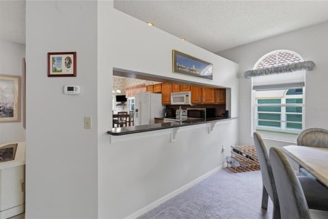 House in Tarpon Springs, Florida 3 bedrooms, 181.44 sq.m. № 2209048 - photo 10