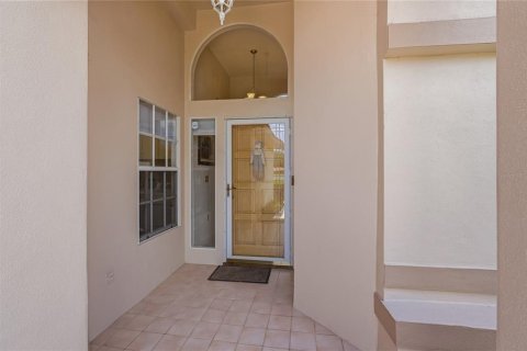 House in Tarpon Springs, Florida 3 bedrooms, 181.44 sq.m. № 2209048 - photo 3