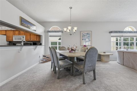 House in Tarpon Springs, Florida 3 bedrooms, 181.44 sq.m. № 2209048 - photo 18
