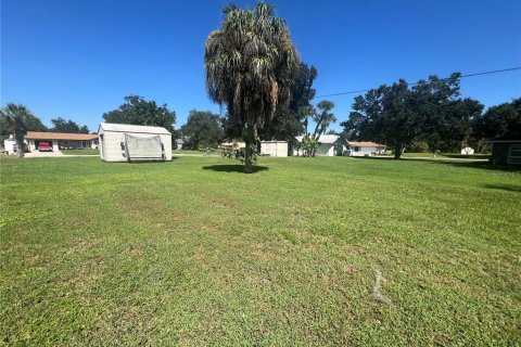 Villa ou maison à louer à Port Charlotte, Floride: 2 chambres, 85.93 m2 № 2413704 - photo 30