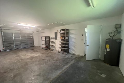Villa ou maison à louer à Port Charlotte, Floride: 2 chambres, 85.93 m2 № 2413704 - photo 23