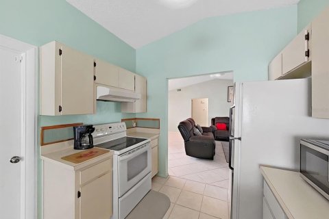 Casa en venta en Brandon, Florida, 3 dormitorios, 131.46 m2 № 2267483 - foto 19