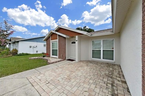 Casa en venta en Brandon, Florida, 3 dormitorios, 131.46 m2 № 2267483 - foto 5