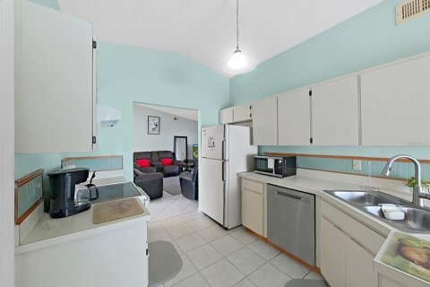 Casa en venta en Brandon, Florida, 3 dormitorios, 131.46 m2 № 2267483 - foto 17