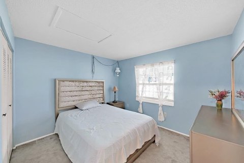 Casa en venta en Brandon, Florida, 3 dormitorios, 131.46 m2 № 2267483 - foto 27