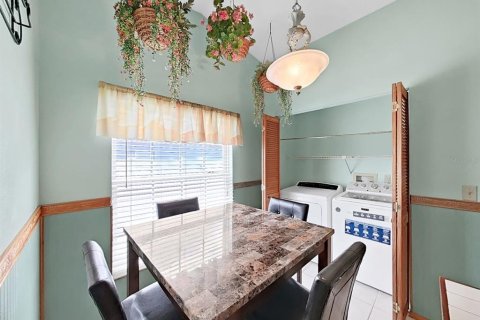Casa en venta en Brandon, Florida, 3 dormitorios, 131.46 m2 № 2267483 - foto 22