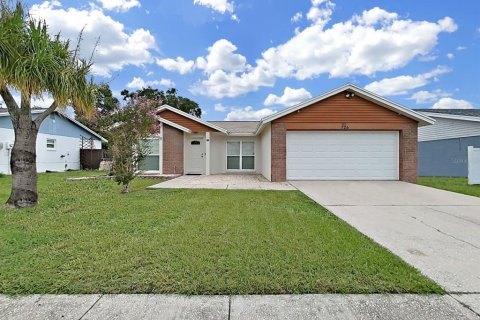 Casa en venta en Brandon, Florida, 3 dormitorios, 131.46 m2 № 2267483 - foto 4