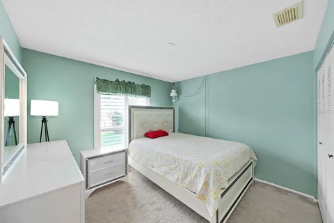 Casa en venta en Brandon, Florida, 3 dormitorios, 131.46 m2 № 2267483 - foto 24