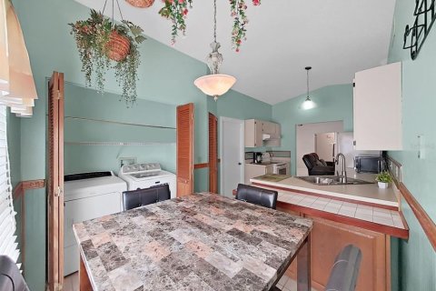 Casa en venta en Brandon, Florida, 3 dormitorios, 131.46 m2 № 2267483 - foto 23