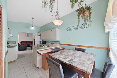 Casa en venta en Brandon, Florida, 3 dormitorios, 131.46 m2 № 2267483 - foto 21