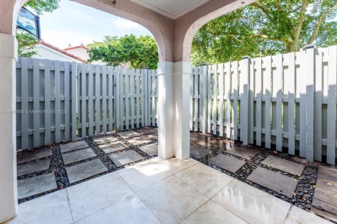 House in Weston, Florida 2 bedrooms, 84.82 sq.m. № 1921995 - photo 16