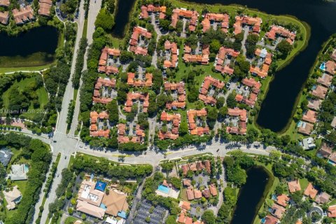 House in Weston, Florida 2 bedrooms, 84.82 sq.m. № 1921995 - photo 27