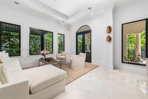 Купить виллу или дом в Ки-Бискейн, Флорида 5 спален, 429.02м2, № 1958714 - фото 11