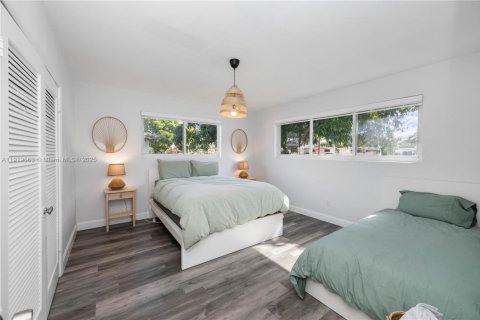 Снять в аренду виллу или дом в Норт-Майами-Бич, Флорида 3 спальни, 164.16м2, № 1974748 - фото 23