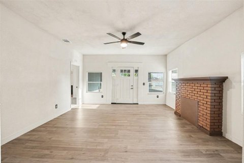 Villa ou maison à vendre à Lake Wales, Floride: 3 chambres, 129.69 m2 № 2091992 - photo 4