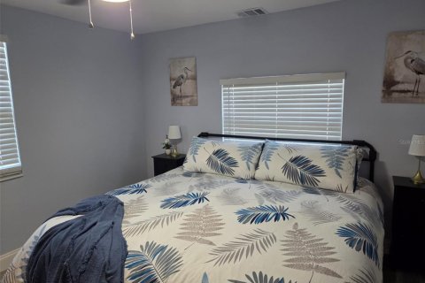 Casa en alquiler en Gulfport, Florida, 3 dormitorios, 172.8 m2 № 2211485 - foto 22