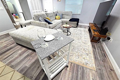 Casa en alquiler en Gulfport, Florida, 3 dormitorios, 172.8 m2 № 2211485 - foto 7